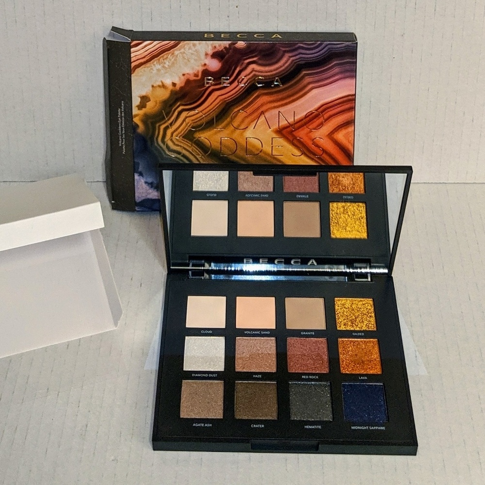 π BECCA Volcano Goddess Eyeshadow Palette - Picture 1 of 5